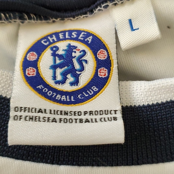 2 Soccer Jerseys "Chelsea Football Club" - Picture 5 of 6